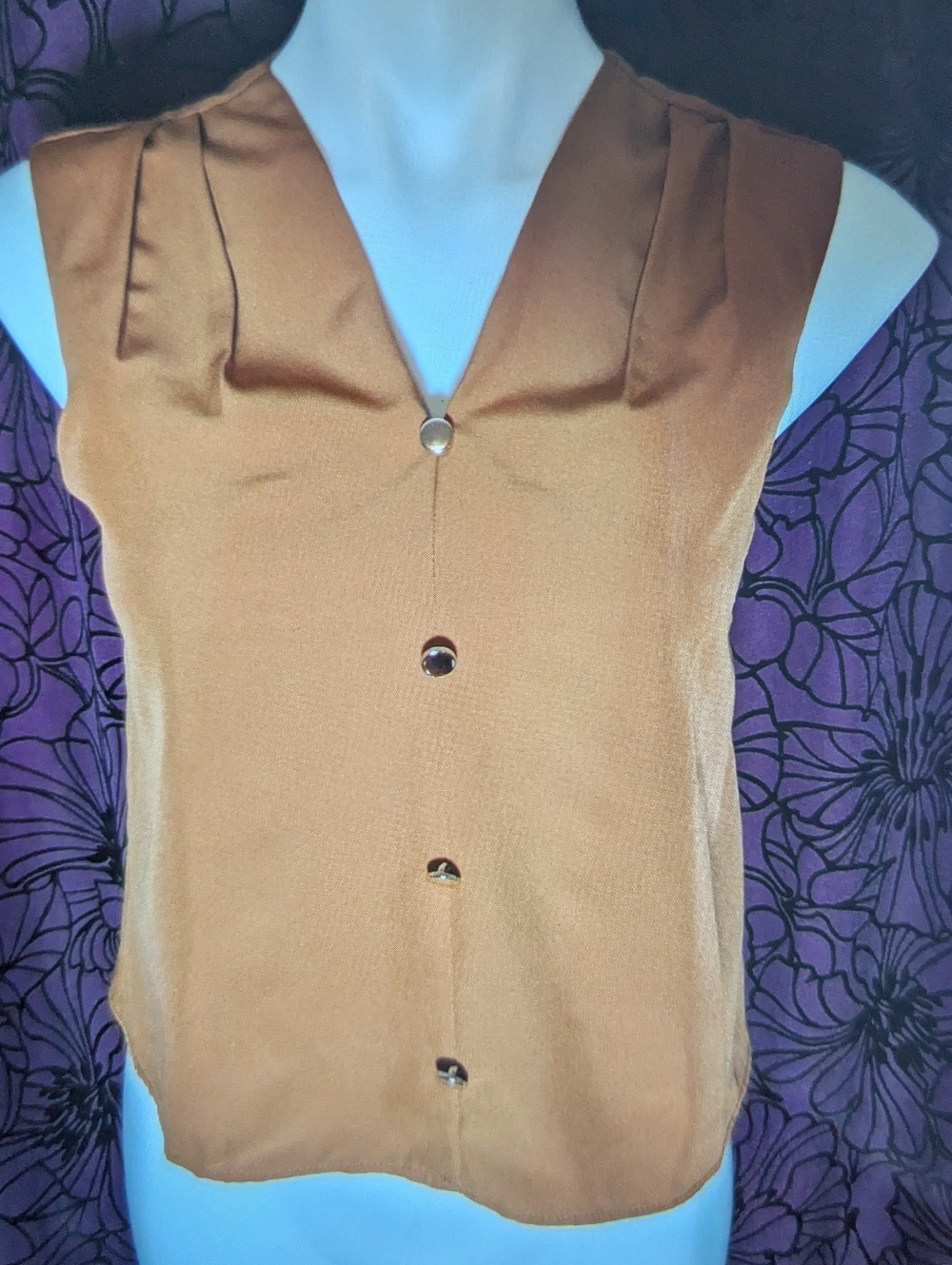 Sleeveless V-Neck Button Front Women's Top in Caramel